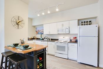 Apartment-kitchen and island
